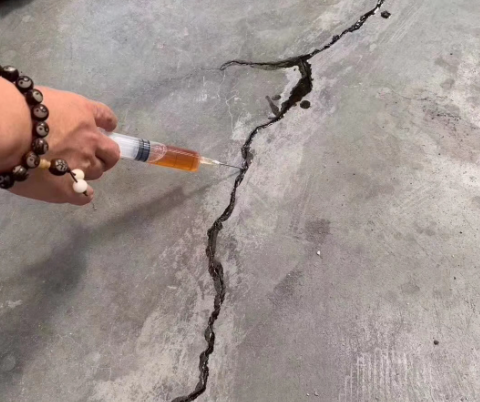 灌南混凝土裂缝修补技术详解​